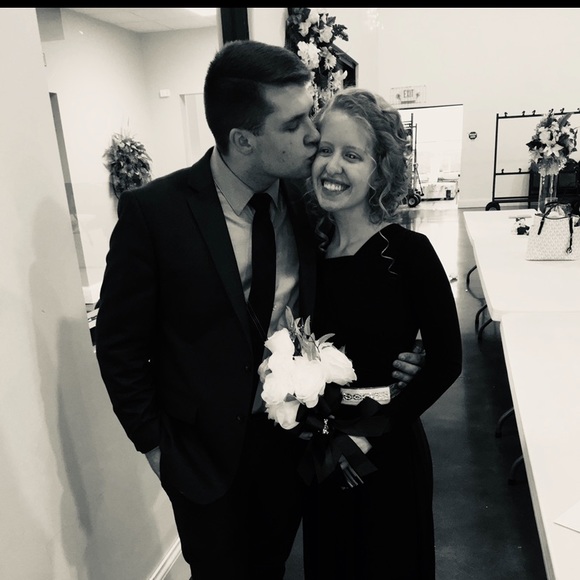 Meet your Posher, Hannah - Picture 6 of 6